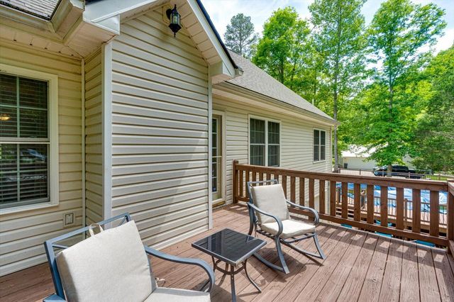 2800 Back Valley Road, Trenton, GA 30752