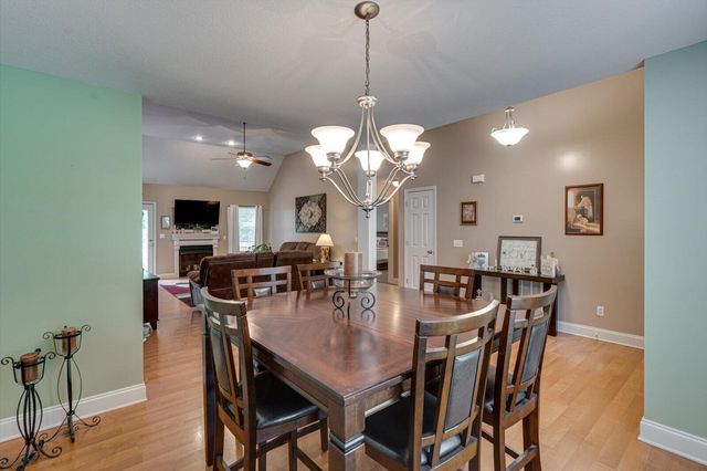 2800 Back Valley Road, Trenton, GA 30752