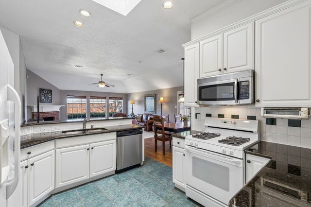 1217 Longhorn Drive, Lewisville, TX 75067