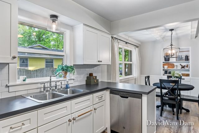 4930 Poinsettia Avenue Se, City Of Kentwood, MI 49508