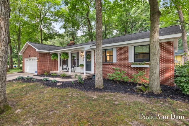 4930 Poinsettia Avenue Se, City Of Kentwood, MI 49508