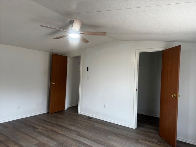 1101 County Road 2405, Kemp, TX 75143