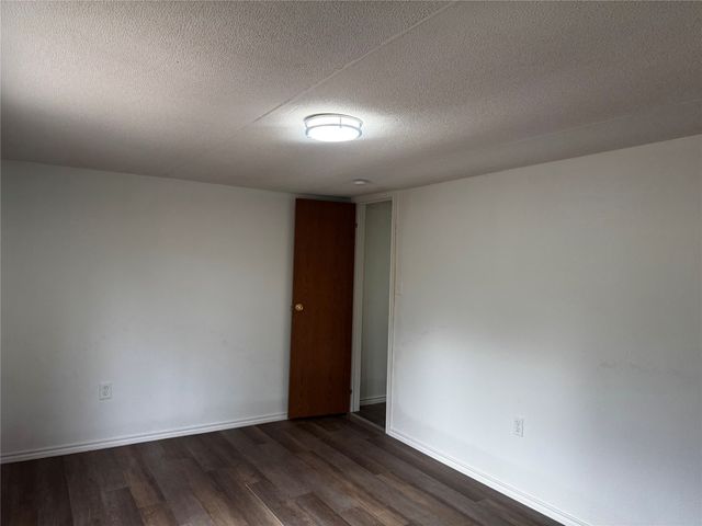 1101 County Road 2405, Kemp, TX 75143