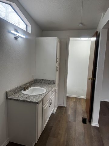 1101 County Road 2405, Kemp, TX 75143