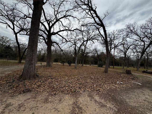 1101 County Road 2405, Kemp, TX 75143