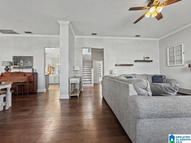 6245 S CLUBVIEW CIRCLE, Bessemer, AL 35022