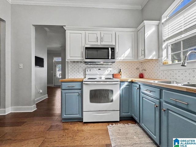 6245 S CLUBVIEW CIRCLE, Bessemer, AL 35022