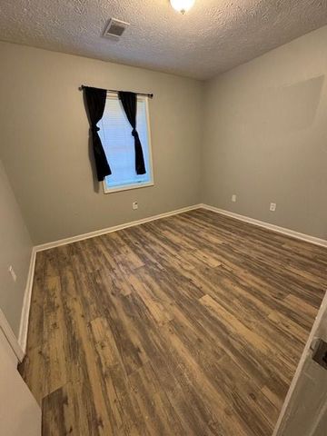 8327 Glenwoods Terrace A, Riverdale, GA 30274