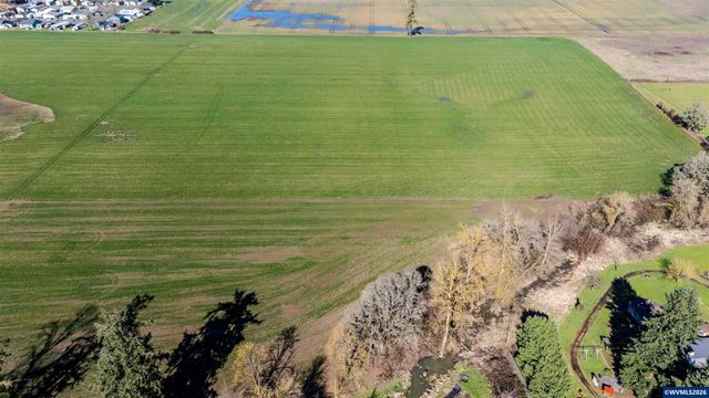 3179 Jefferson Scio Dr, Jefferson, OR 97352