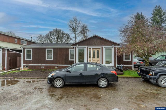 3179 Jefferson Scio Dr, Jefferson, OR 97352