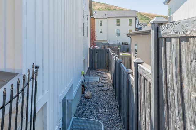 6197 N FOX CANYON RD, Lehi, UT 84048