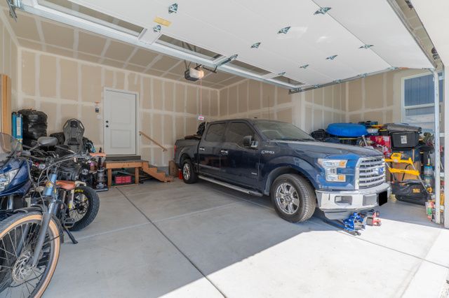 6197 N FOX CANYON RD, Lehi, UT 84048