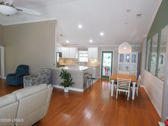 76 Queens Way, Ridgeland, SC 29936