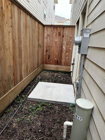 8705 Bryam Street 1701, Houston, TX 77061