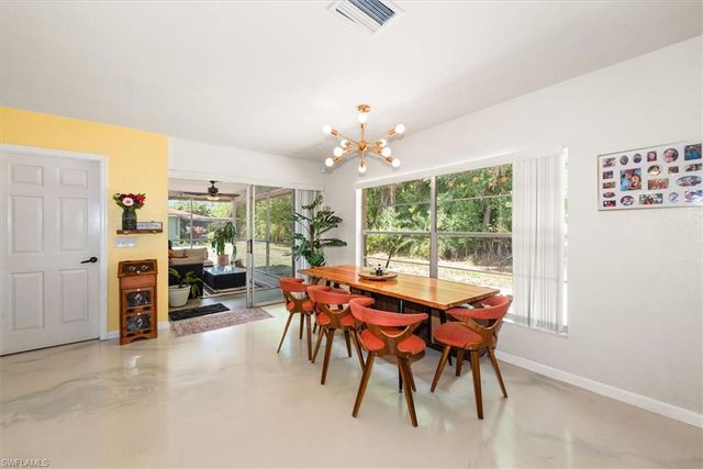 2431 N Westwood DR, North Fort Myers, FL 33917
