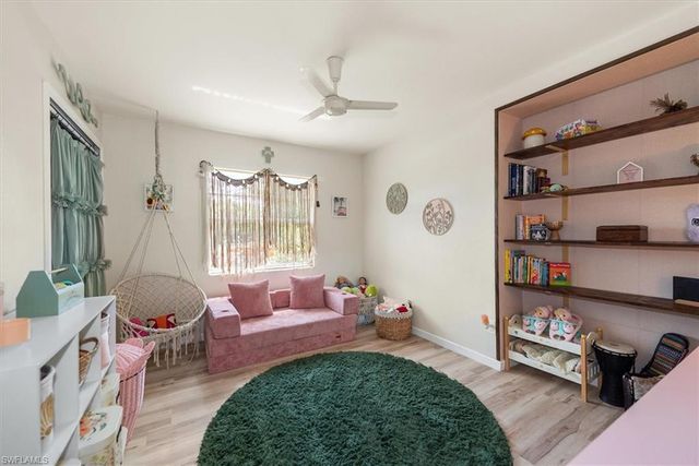 2431 N Westwood DR, North Fort Myers, FL 33917