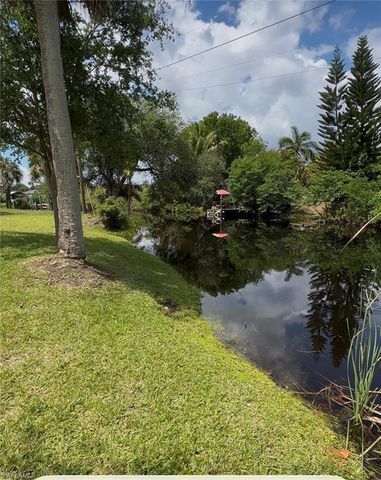 2431 N Westwood DR, North Fort Myers, FL 33917