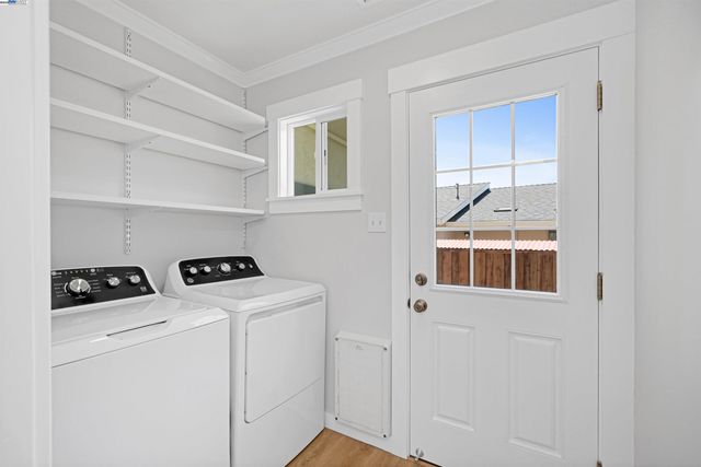 1054 Redstone Pl, Hayward, CA 94542