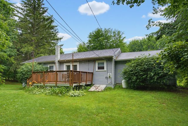 96 Saint Laurent Street, Epping, NH 03042