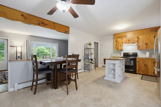 96 Saint Laurent Street, Epping, NH 03042