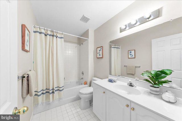314 SILO MILL LN, Lansdale, PA 19446
