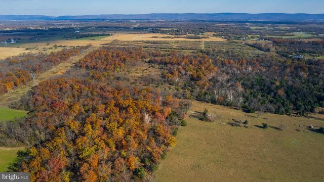 2481 SUMMIT POINT RD, Summit Point, WV 25446