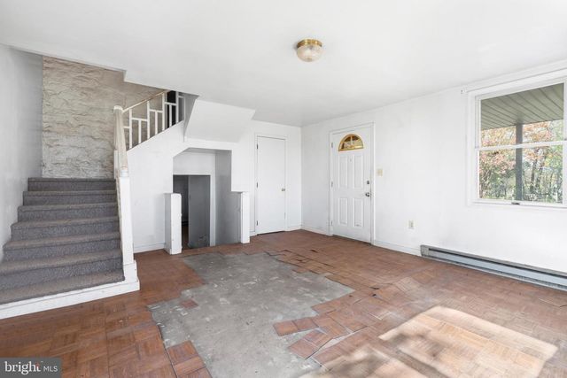 2481 SUMMIT POINT RD, Summit Point, WV 25446