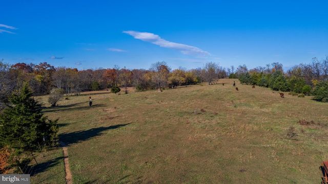 2481 SUMMIT POINT RD, Summit Point, WV 25446