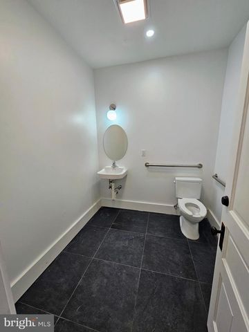 119 N MAIN ST, Woodstock, VA 22664