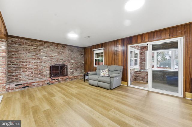 7327 WESTERLY LN, Mclean, VA 22101