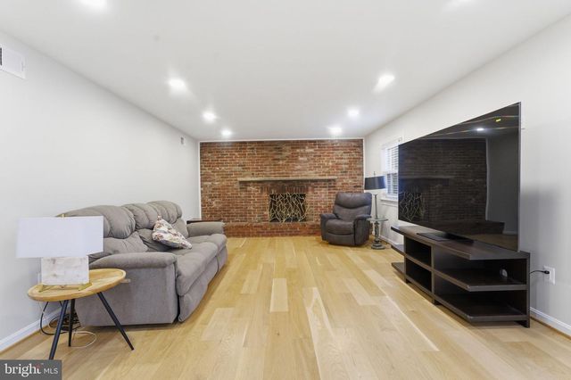 7327 WESTERLY LN, Mclean, VA 22101