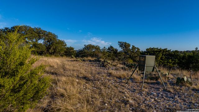 259 Lookout Point N, Comfort, TX 78013