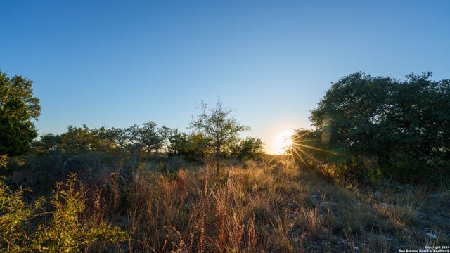 259 Lookout Point N, Comfort, TX 78013