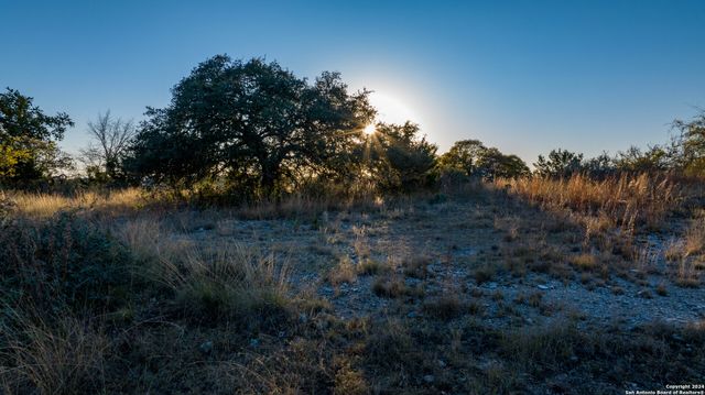 259 Lookout Point N, Comfort, TX 78013