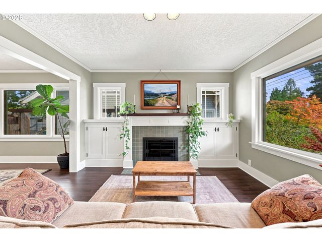 2823 Ne 59TH Ave, Portland, OR 97213