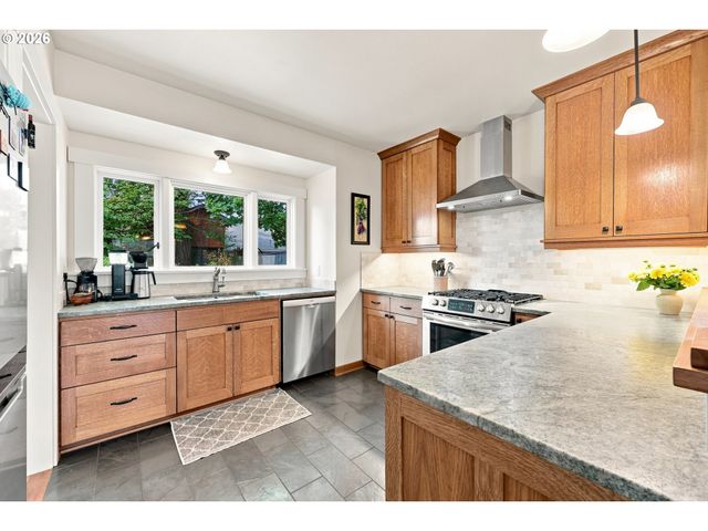 2823 Ne 59TH Ave, Portland, OR 97213