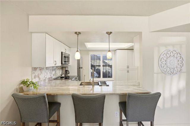 4708 SW 8th PL 103, Cape Coral, FL 33914