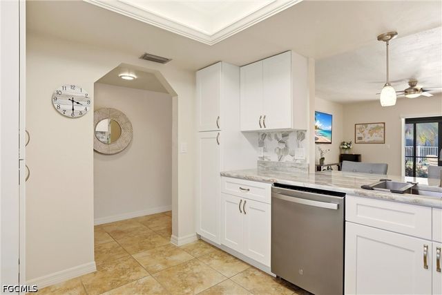 4708 SW 8th PL 103, Cape Coral, FL 33914