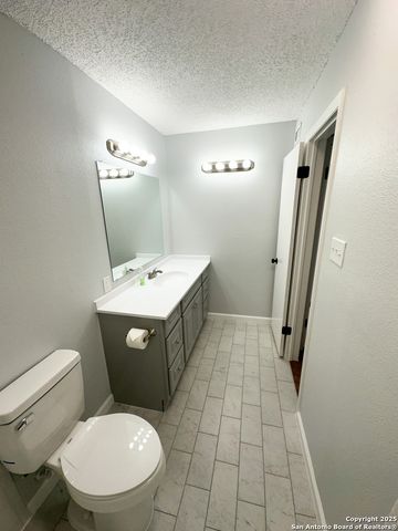 11311 Sir Winston St Apt 607, San Antonio, TX 78216