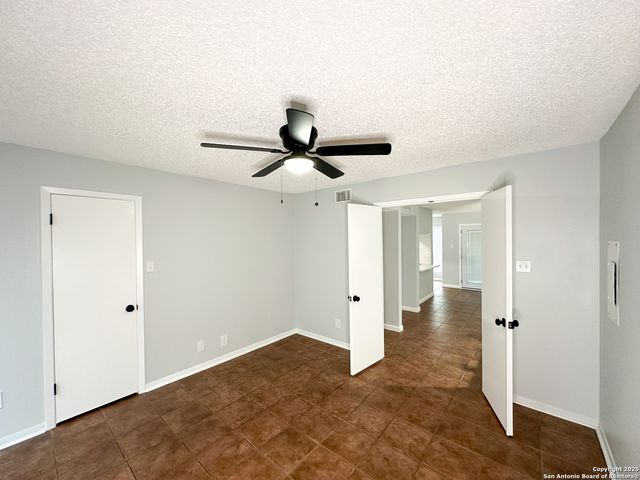 11311 Sir Winston St Apt 607, San Antonio, TX 78216