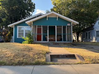 2925 Lenway Street, Dallas, TX 75215