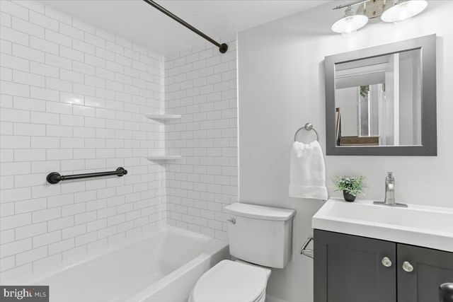 11922 BARREL COOPER CT, Reston, VA 20191