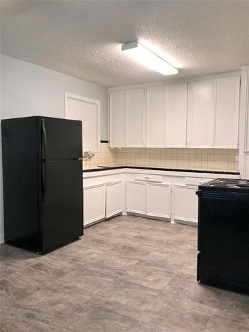 817 Cypress Street, La Marque, TX 77568