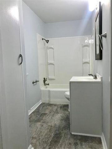 817 Cypress Street, La Marque, TX 77568