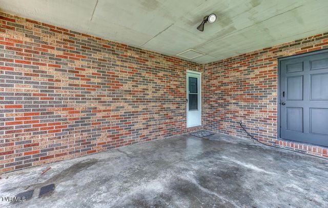 466 Ridgecrest Road, Jonesborough, TN 37659