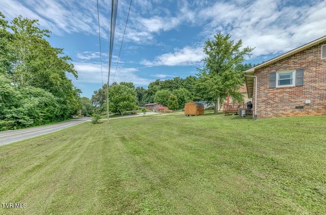 466 Ridgecrest Road, Jonesborough, TN 37659