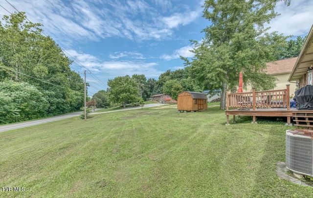 466 Ridgecrest Road, Jonesborough, TN 37659