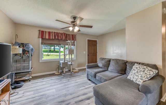 466 Ridgecrest Road, Jonesborough, TN 37659