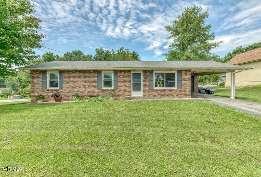 466 Ridgecrest Road, Jonesborough, TN 37659