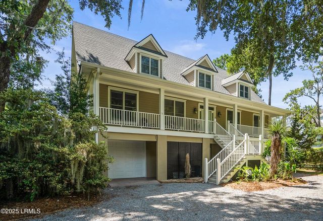 81 Bermuda Downs, St. Helena Island, SC 29920